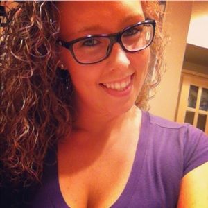 Meet your Posher, Liza